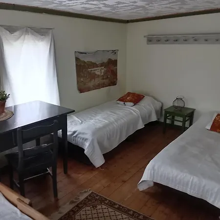 民宿 Huoneita Pyrroen Pirtissae