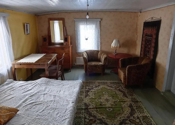 Huoneita Pyrroen Pirtissae ホームステイ