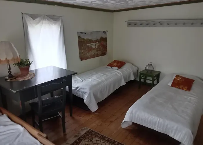 ホームステイ Huoneita Pyrroen Pirtissae